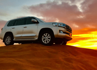 Top Adventure sports in Dubai,Dune Bashing,Sand boarding,Skiing,Sky diving,Bungee Jumping,Shark Diving,Flyboarding,Micro Lighting,Racing,Jet Skiing