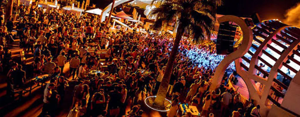 Zero Gravity Dubai Restaurant